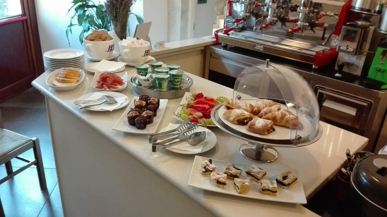 Paneolio B&B Poggio Picenze ภายนอก รูปภาพ
